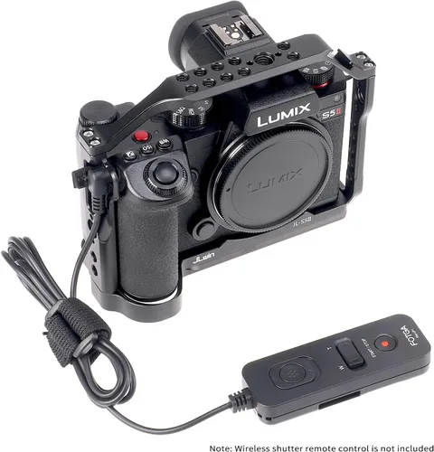 Vista 4 de Foto4easy s5ii jaula aparejo para cámara Panasonic LUMIX S5II sin espejo, incluye doble mango de madera lateral universal