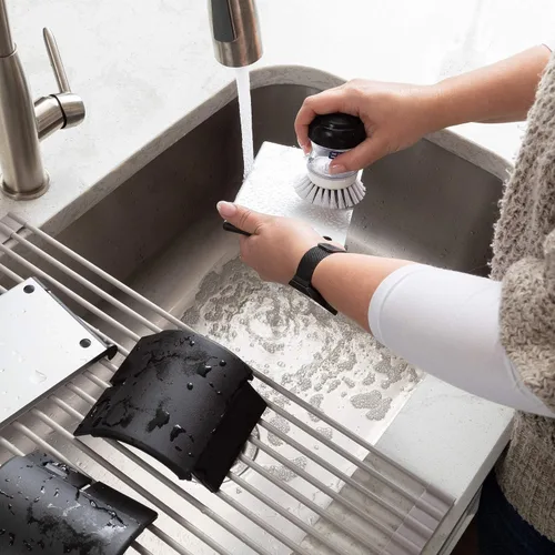 Vista 6 de Qdos Safety Protector adhesivo de aluminio para estufas – Complementa diseños modernos de cocina – Se adapta a estufas y la mayoría de estufas