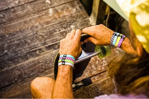 Vista 6 de Pulseras de moda para todo tipo de cabello, adultos, niños, deportes, al aire libre, duraderas, fuertes, sin daños, elegantes, modernas, patrones