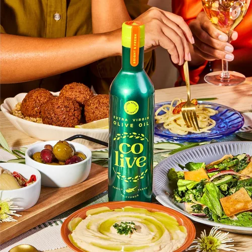 Vista 5 de Colive Aceite de oliva virgen extra 16,9 fl oz (16.9 fl oz) Extracto en frío Sabor brillante y fresco De granjas familiares en Chipre