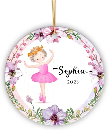 Vista 9 de Adorno de Navidad personalizado con nombre y fecha, adorno de nuestra primera Navidad como el señor y la señora 2023, adorno de Navidad de recuerdo