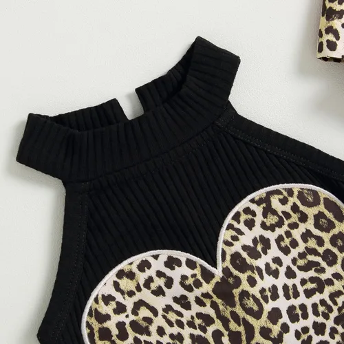 Vista 3 de Conjunto de ropa de verano para bebé recién nacida, sin mangas, con estampado de amor, volantes, pantalones cortos de leopardo, 3 piezas, diadema
