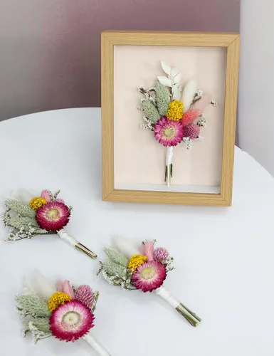 Vista 7 de Mini Ramillete de Flores Secas (Juego de 6) para Decoraciones Artesanales Hechas a Mano y Ojales para Padrinos y Novios. (Burdeos)