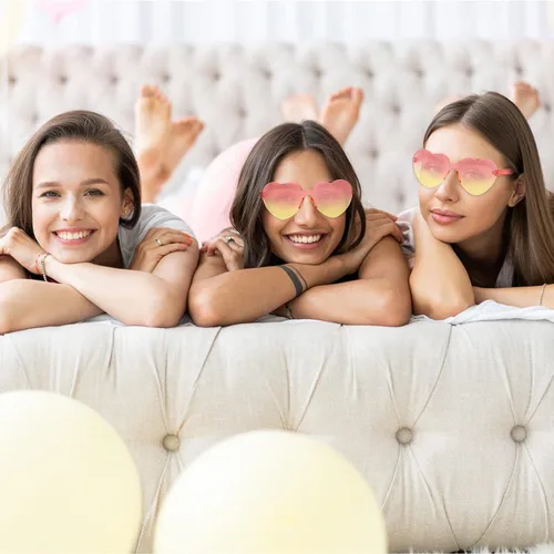 Vista 4 de Maxdot - Lentes de sol transparentes sin marco con forma de corazón para fiestas