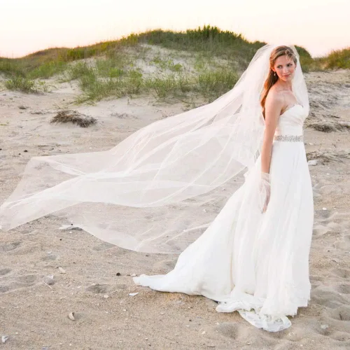 Vista 6 de EllieHouse 1 Tier Plain Tulle Wedding Bridal Veil With Metal Comb E22