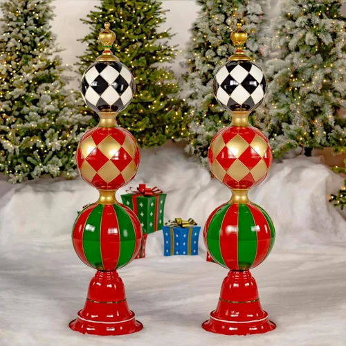 Vista 2 de Torre de adorno navideño de hierro de 5.5 pies de alto (rombos y tiras)