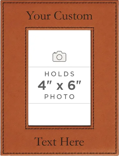 Vista 49 de Marco de fotos de piel sintética de cuero sintético grabado para añadir tu texto personalizado para colgar o en la mesa, marco de fotos familiares