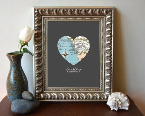 Vista 2 de ART FOR THE MASSES Estampado de corazón de mapa de San Diego, sin marco, decoración de pared y hogar, 8 x 10 pulgadas
