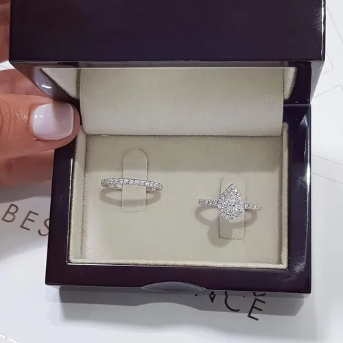 Vista 4 de Anillo de diamante hueco tallado en forma de agua brillante brillante en forma completa moda gota brillante puro amor anillos de diamantes