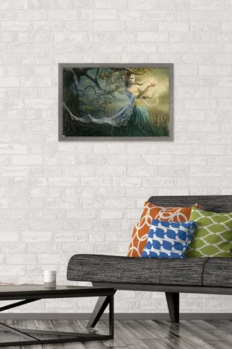 Vista 2 de Trends International Melanie Delon - Póster de pared de rapto, 14.72 x 22.37 pulgadas, versión enmarcada de madera de granero