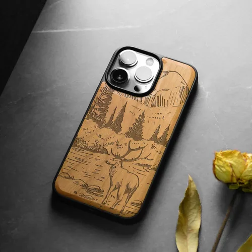 Vista 4 de Carveit Funda magnética de madera para iPhone 14 Pro, madera natural y TPU suave negro, funda protectora a prueba de golpes, funda de madera única