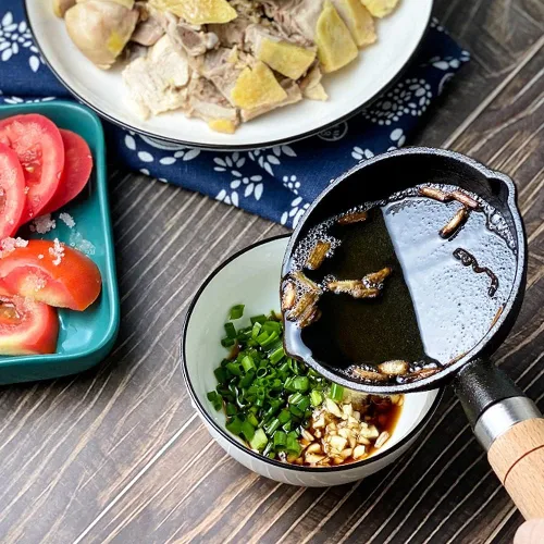 Vista 3 de CANDeal Mini sartén de hierro fundido con mango de madera resistente al calor, sartén para fajitas para barbacoa, tortilla, tapas y postres