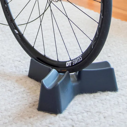 Vista 8 de Blackburn Plataforma de rueda delantera para entrenadores de bicicleta (Trackblok 3, negro)