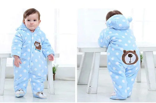 Vista 5 de Xifamniy Mameluco para bebé recién nacido con capucha gruesa para invierno para exteriores traje de nieve para niñas y niños