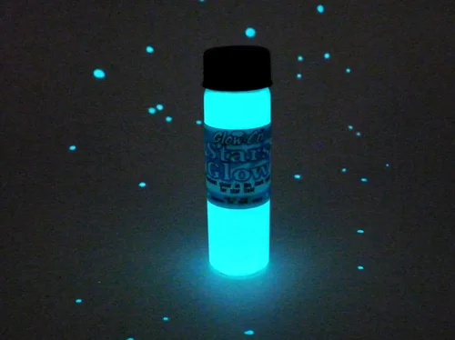 Vista 4 de Pintura Stars-Glow para techos, color blanco y brillo aguamarina, a base de agua, para una habitación grande. Vial de tamaño económico de 0.6 fl oz.