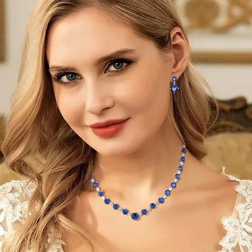 Vista 2 de EVER FAITH Conjunto de pendientes y collar redondo de circonita cúbica para mujer