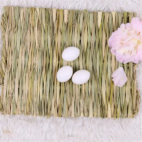 Vista 4 de Hamiledyi Alfombrilla de césped tejida para animales pequeños, 3 piezas de ropa de cama de conejito grande, juguete para masticar, juguete de cama