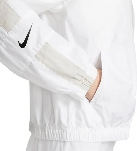 Vista 4 de Nike Sportswear Repel Stament Woven Women's Jacket CZ8800-010