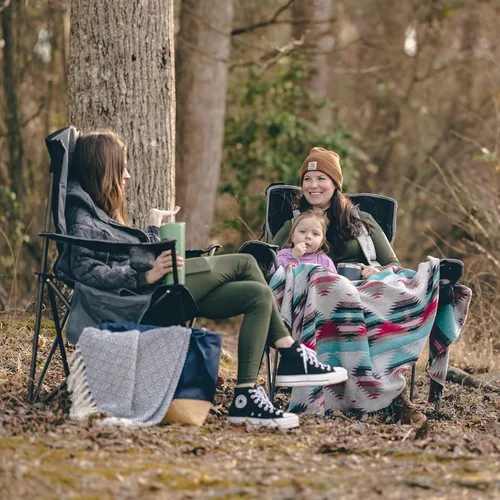Vista 2 de SUNNYFEEL Silla de campamento de gran tamaño para adultos grandes y altos, silla de campamento plegable resistente que soporta 500 libras, silla