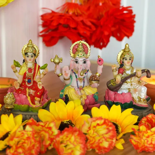 Vista 2 de India Laxmi Ganesh Saraswati Estatua – 3.9 pulgadas de alto Dios indio Lakshmi Ganesha Saraswati Estatuilla de ídolo hindú Diwali Regalos Diwali
