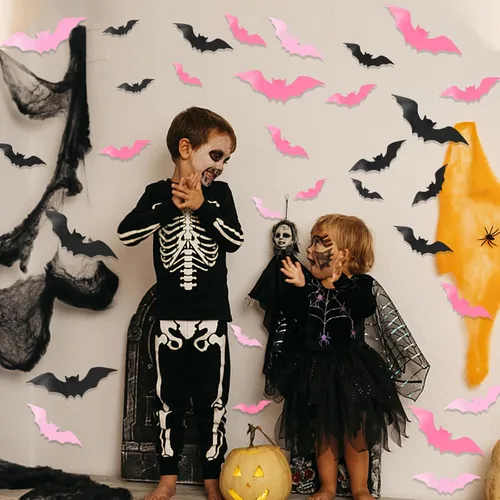 Vista 3 de Decoración 3D de murciélagos de pared de Halloween, 48 calcomanías y calcomanías de murciélagos de PVC rosa para el hogar, tema espeluznante
