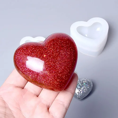 Vista 2 de Weenkeey 2 moldes de resina en forma de corazón 3D, dijes de llavero de corazón, molde de silicona, molde de fundición de joyería de corazón, molde