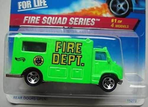 Vista 2 de HOT WHEELS AMBULANCIA SERIE ESCUADRADO DE FUEGO VERDE 1/4 1:64 ESCALA FUNDIDO A PRESENTACIÓN
