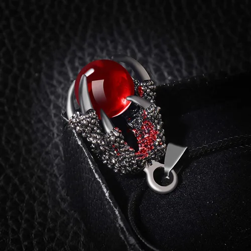 Vista 3 de TFYU - Collar de acero inoxidable con colgante de garra de dragón de acero inoxidable con cadena, color rojo, Metal