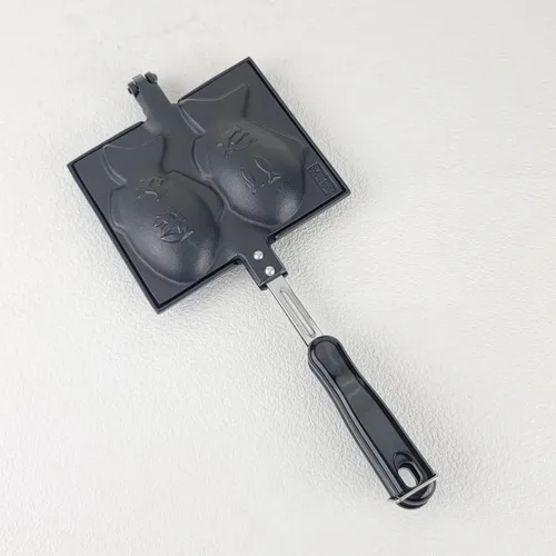 Vista 4 de Iwachu Taiyaki de hierro fundido (pastel en forma de pescado) Pan Mini, fabricado en Japón