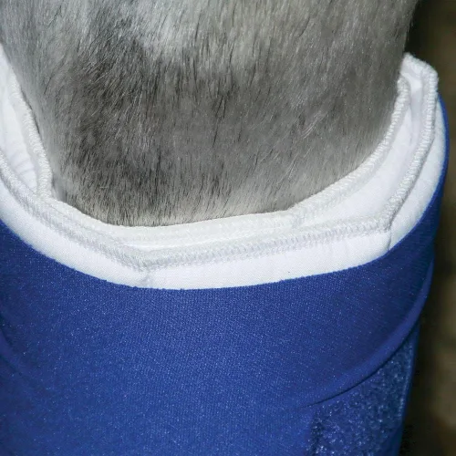 Vista 4 de UltraFlex Puffy Combo Quilted Horse Leg Wraps Quilted for Extra Comfort and Protection Standing Wraps for Horses Ideal for Stall and Trailer