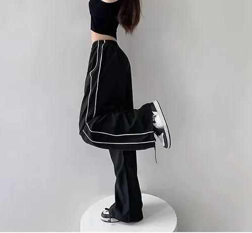 Vista 2 de ODIZLI Pantalones de paracaídas para mujer, Y2k, de tiro bajo, holgados, estilo cargo, ropa de calle, pantalones deportivos holgados de gran