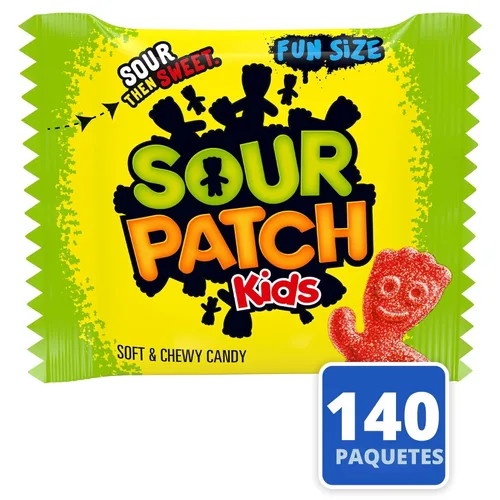 Vista 3 de SOUR PATCH KIDS Caramelos de gomita suaves y masticables, caramelos a granel, 140 paquetes de aperitivos Bolsas de tamaño de golosinas envueltas