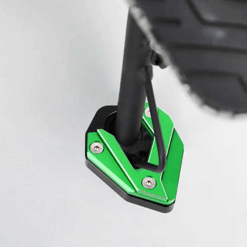 Vista 2 de Placa de extensión de soporte lateral de motocicleta compatible con Kawasaki Versys 1000 SE KLZ1000 SE LT+ 2015-2022 Soporte para almohadilla