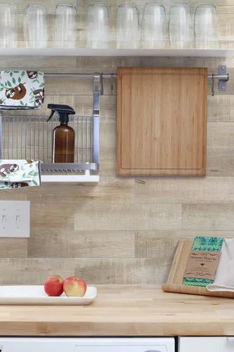 Vista 6 de W&S - 24 azulejos de vinilo de madera envejecida beige para despegar y pegar, azulejos de aspecto de madera para caravana, sala de estar, pared