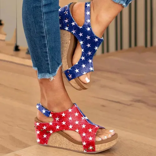 Vista 3 de DDAPJ pyju Patriotic Wedge Sandals for Women American Flag Print Open Toe Sandals Adjustable Ankle Strap Platform Sandals