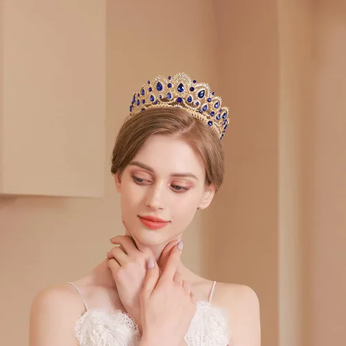 Vista 6 de Kamirola - Corona de tiaras para mujeres y niñas, diademas de cristal con peine para novia, boda y fiesta, fiesta de graduación, disfraces góticos