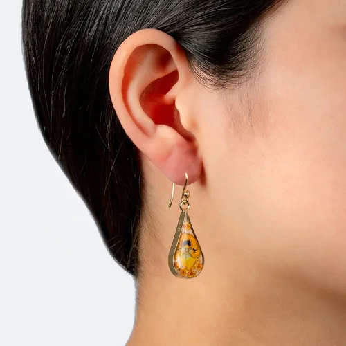 Vista 25 de Amazon Essentials Pendientes de plata de ley con forma de lágrima de flor prensada (anteriormente Amazon Collection)
