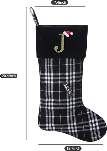 Vista 2 de Calcetines de Navidad personalizados con monograma inicial, adornos colgantes, medias clásicas de cuadros negros de 19 pulgadas, decoraciones
