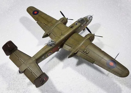 Vista 4 de Airfix North American Mitchell MK II 1:72 WWII Aviones Militares Modelo de Plástico Kit A06018