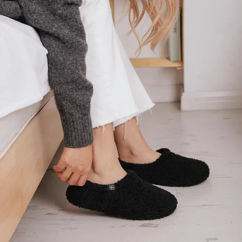 Vista 2 de HomeTop Mocasines de espuma viscoelástica de piel rizada y mullida con forro polar
