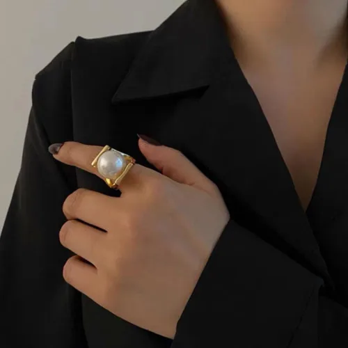 Vista 2 de OIDIMS Anillo de perlas exageradas de acero inoxidable en forma de Y, estilo único, anillos grandes personalizados, joyería de ajuste cómodo