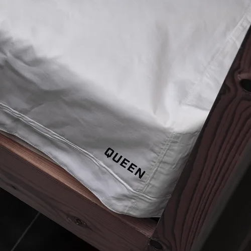 Vista 5 de Calcomanías de tamaño de sábana para planchar para organizador de ropa de cama - Queen (8 piezas)