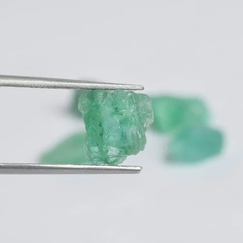 Vista 3 de GEMHUB AAA++ - Esmeralda de calidad de 46.00 quilates, color crudo natural, lote de 6 piezas de piedra envuelta en alambre esmeralda verde, Piedra