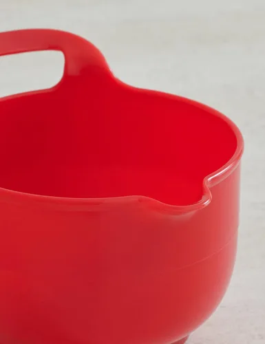 Vista 4 de Norpro 1020, rojo, cuencos para mezclar, juego de 3, 4.5" x 8.75" x 6.75" / 11.5cm x 22cm x 17cm