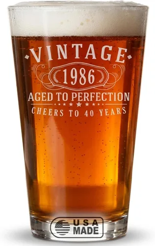 Vista 9 de Vintage 2008 Grabado Pint Glass 18 regalos de cumpleaños para niños niñas Claro