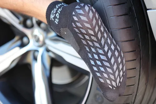 Vista 6 de Calcetines del arco iris Mujeres Hombres Algodón Antideslizante Grip ABS Sport Calcetines