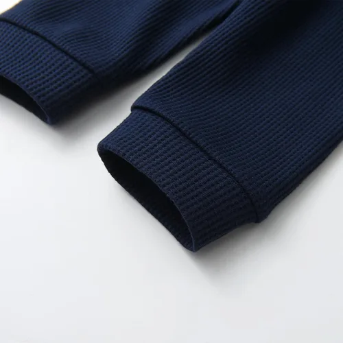 Vista 7 de Conjunto de 2 piezas de sudadera con estampado de letras de manga larga y pantalones para bebé niño