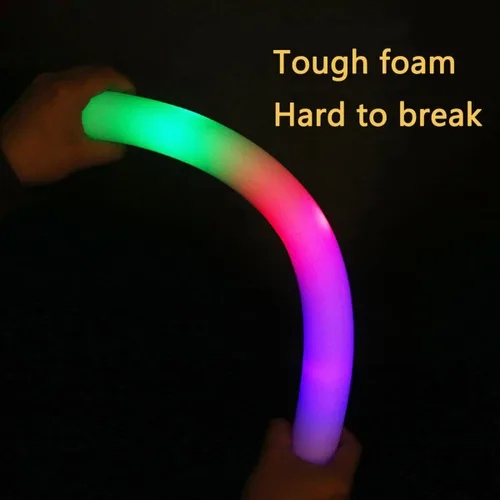 Vista 6 de Varillas luminosas a granel – 100 varillas de espuma iluminadas con 3 modos de efecto intermitente colorido, luces LED que brillan en la oscuridad