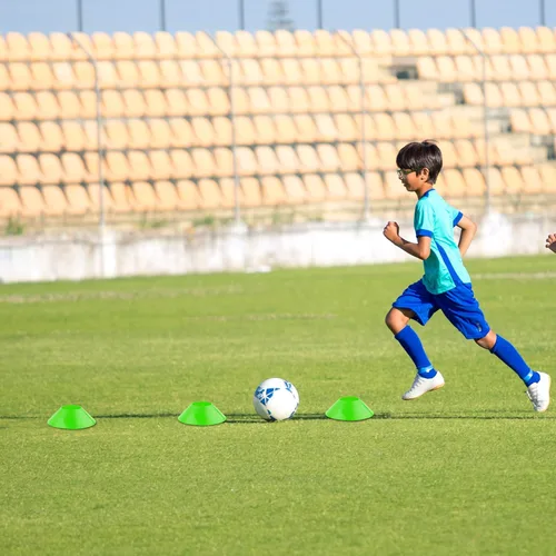 Vista 6 de 15 conos de fútbol para entrenamiento deportivo, mini conos de fútbol flexibles de agilidad deportivos, conos de entrenamiento para fútbol