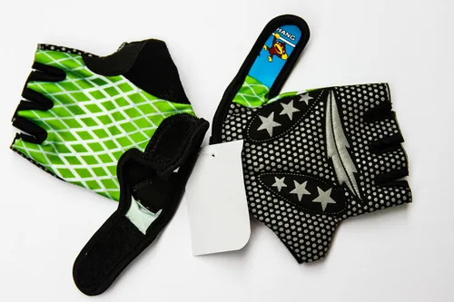 Vista 3 de HANG Monkey Bars Guantes (niños de 5 y 6 años) con control de agarre